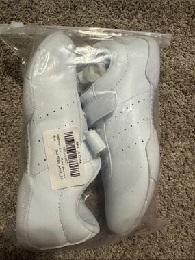 Kids Classic White Hook-and-Loop Sneakers great cheer shoes